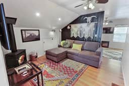 Cottonwood unit 5 Butte view-creek-big yard-dog friendly 10 minutes DT Durango! - Image 3