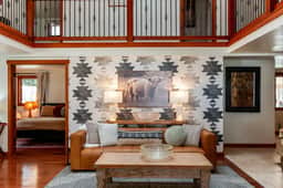 Juniper unit 7 Butte view-creek-big yard-hot tub-pet friendly 10 min DT Durango! - Image 2