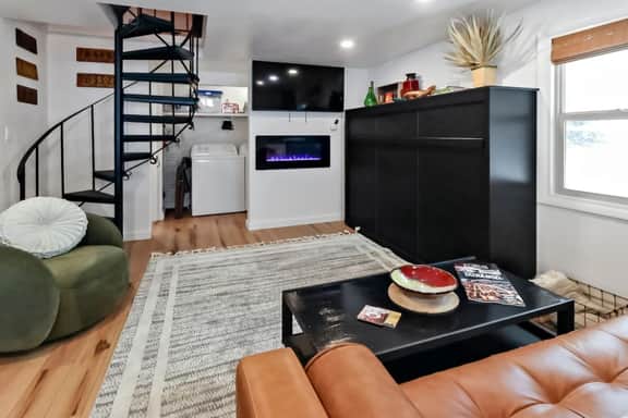 Pine unit 2 Butte view-creek-big yard-dog friendly 10 minutes DT Durango! - Image 2